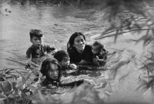 mother_children_bombing_vietnam_1965