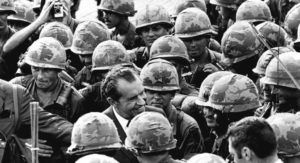 142104_nixon_vietnamtroops_ap_1160-1024x555